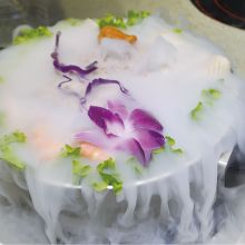 菏泽万华餐饮管理公司 用心服务，打造餐饮供应新标杆